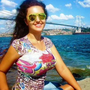 Curieuse et impatiente Juliette - rencontre-Milf-Aix-en-Provence
