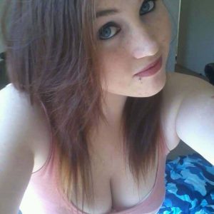 Routine du soir avec un mec cool Louna - rencontre-Teen-Mulhouse