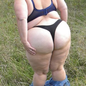 Julie - rencontre-Naturiste-Levallois-Perret