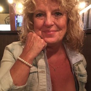Envie d’un bon moment… Elise - rencontre-Cougar-Bourges