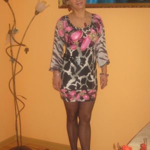 Besoin de chaleur sous la couette Elodie - rencontre-Cougar-Niort